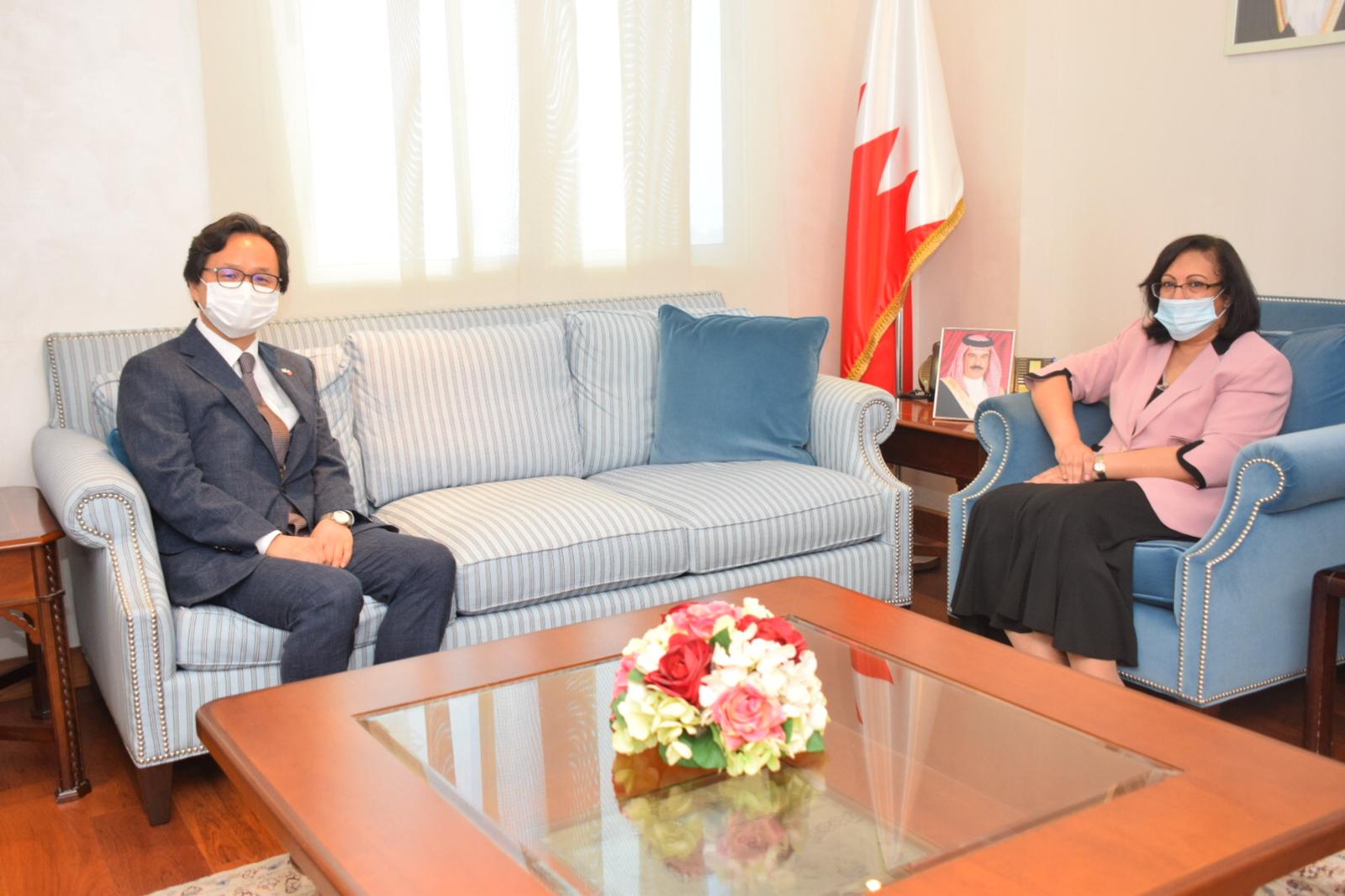 وزيرة الصحة تبحث مع سفير جمهورية كوريا الجنوبية تعزيز التعاون الصحي بين البلدين