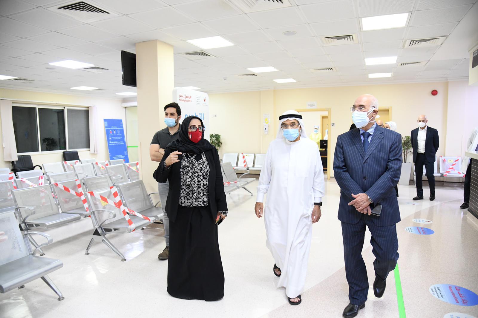 رئيس المجلس الأعلى للصحة يزور مركز الشيخ جابر الصحي في باربار ويشيد بما اشتمل عليه من إمكانيات وتجهيزات متقدمة
