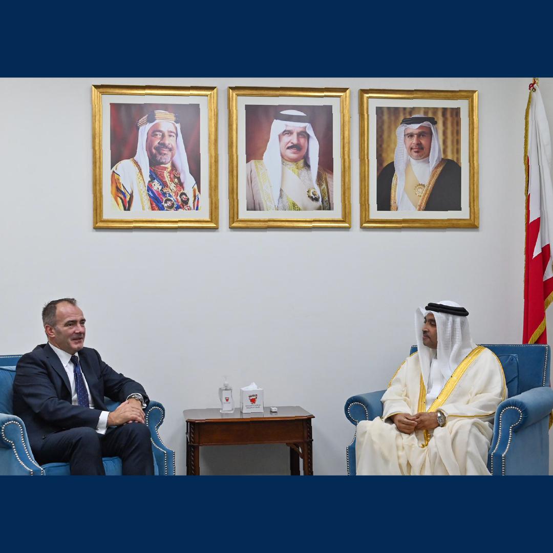 بحث التعاون الصحي المشترك بين البحرين وجزيرة مان 