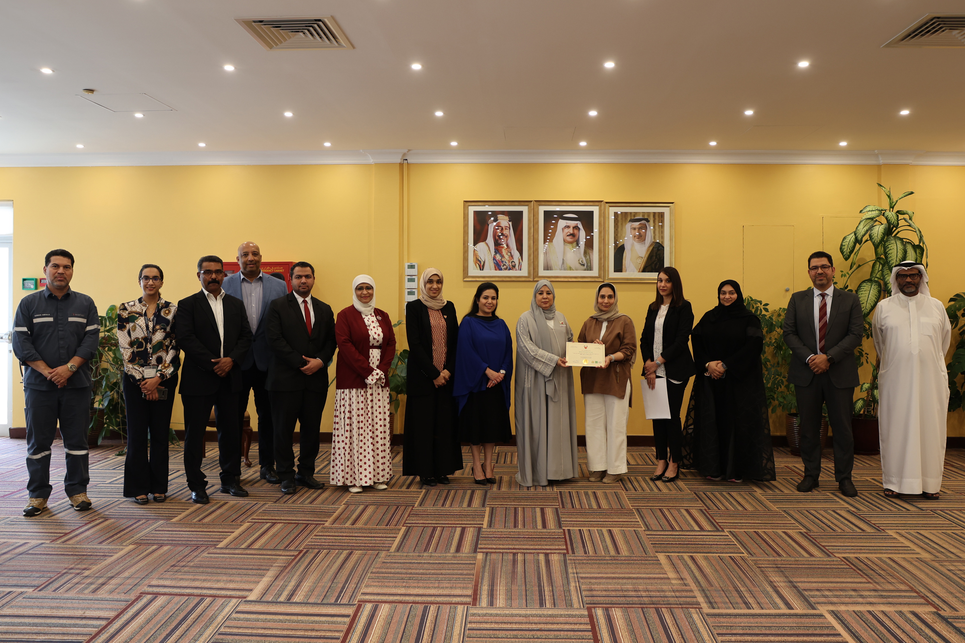 وزارة الصحة تمنح شركة حديد البحرين الاعتماد الذهبي عن تعزيز الصحة في مكان العمل