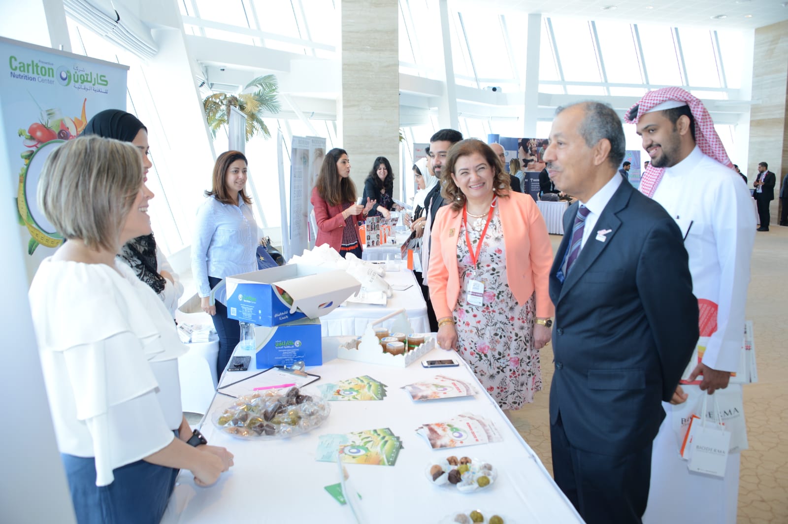 وزيرة الصحة تنيب د. "العوضي" وكيل المستشفيات المساعد لافتتاح المنتدى الأول لأمراض الجهاز الهضمي والسمنة ثمانية عشر خبيراً من داخل المملكة وخارجها .. يستعرضون أهم المستجدات في مجال تشخيص وعلاج أمراض الجهاز الهضمي والسمنة