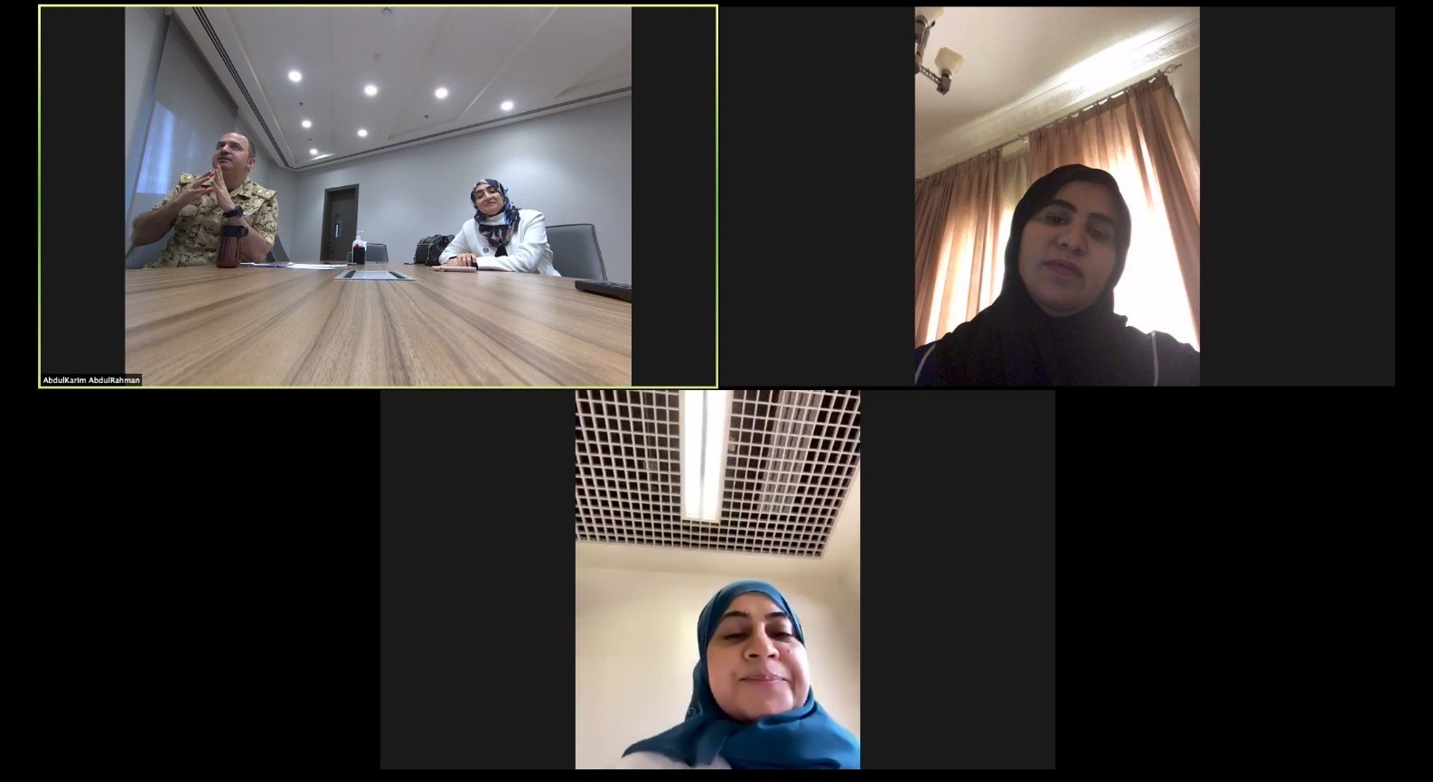 في اجتماع مرئي ..  الصحة العمانية تشيد بتجربة البحرين في مكافحة فيروس كورونا (COVID-19)