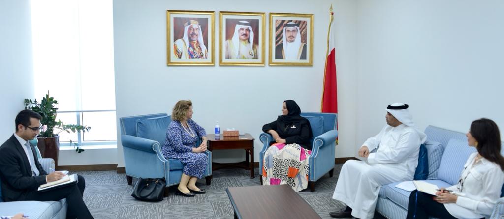 خلال استقبالها السفيرة التركية لدى المملكة - وزيرة الصحة تستعرض مجالات التعاون الصحي بين البحرين وتركيا