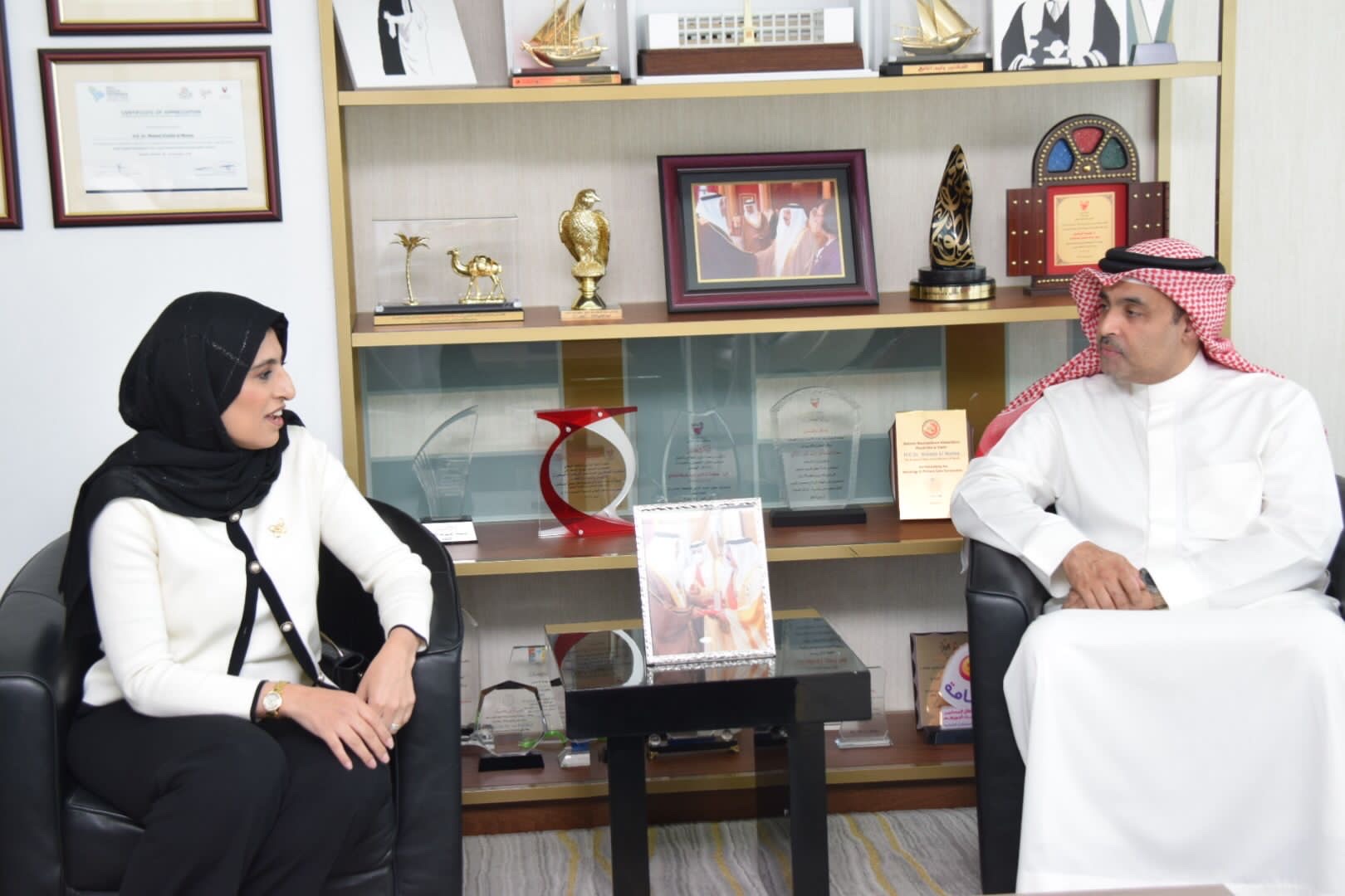 وكيل وزارة الصحة يستقبل مجلس إدارة الجمعية البحرينية لمرض التصلب المتعدد