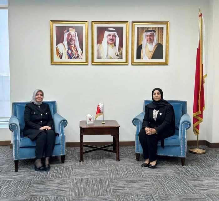 وزيرة الصحة تستقبل سفيرة الجمهورية التركية لدى مملكة البحرين