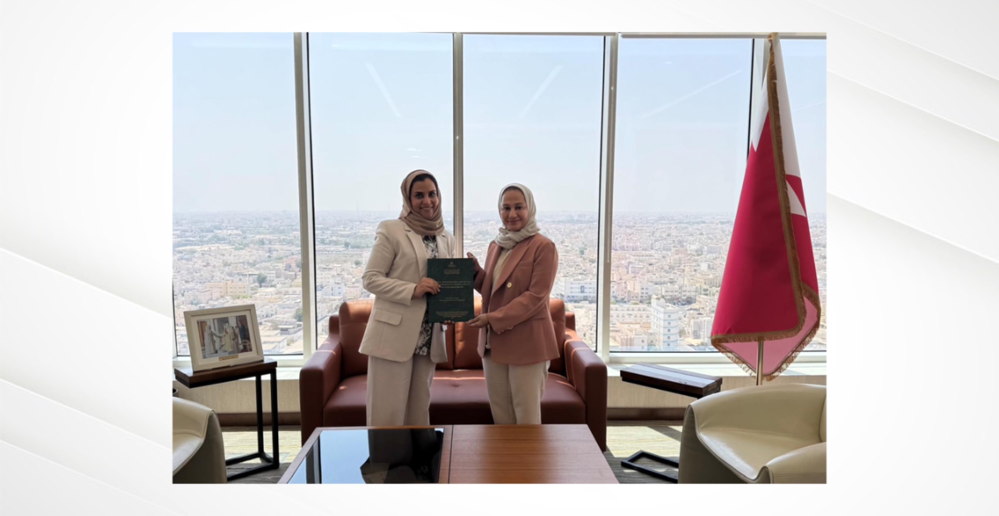 Undersecretary of Health Receives a Copy of Dr. Fatima Al-Sulaiti’s Master’s Thesis in Pediatric Dentistry